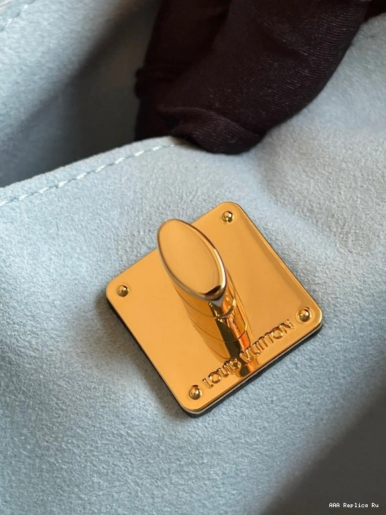 AAA Replica Ru LOCKME VUITTON LOUIS SHOPPER 0803